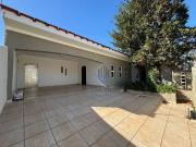 Casa / Sobrado para Locação em Americana/SP Vila Santa...