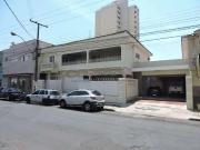 Casa / Sobrado para Locação em Araçatuba/SP Centro 6 Quartos