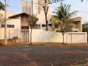 Casa / Sobrado para Locação em Araraquara/SP Jardim...