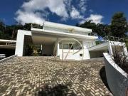 Casa / Sobrado para Locação em Atibaia/SP Guaxinduva 5...