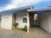 Casa / Sobrado para Locação em Atibaia/SP Loteamento...