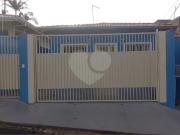 Casa / Sobrado para Locação em Atibaia/SP Loteamento...