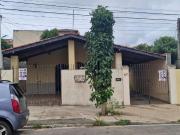 Casa / Sobrado para Locação em Atibaia/SP Vila dos Netos...