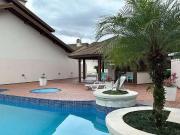 Casa / Sobrado para Locação em Atibaia/SP Vila Santista...