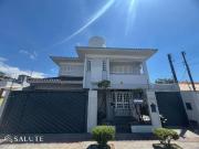 Casa / Sobrado para Locação em Balneário Camboriú/SC...