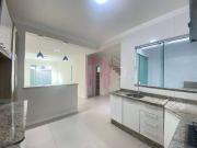 Casa / Sobrado para Locação em Balneário Camboriú/SC...