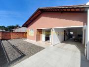 Casa / Sobrado para Locação em Balneário Piçarras/SC...