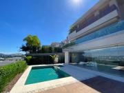 Casa / Sobrado para Locação em Barueri/SP Tamboré 4 Quartos Casa / Sobrado para Locação em Barueri/SP Tamboré 4 Quartos