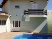 Casa / Sobrado para Locação em Bauru/SP Jardim Estoril 5...