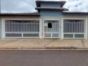 Casa / Sobrado para Locação em Bauru/SP Novo Jardim...