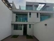 Casa / Sobrado para Locação em Belo Horizonte/MG Santa...