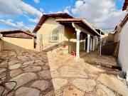 Casa / Sobrado para Locação em Belo Horizonte/MG Santa...