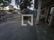 Casa / Sobrado para Locação em Belo Horizonte/MG Santa...