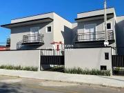 Casa / Sobrado para Locação em Bertioga/SP Centro 2 Quartos