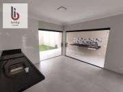 Casa / Sobrado para Locação em Bertioga/SP Indaia 3 Quartos