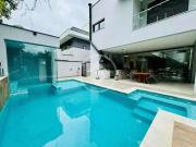 Casa / Sobrado para Locação em Bertioga/SP Riviera 5 Quartos Casa / Sobrado para Locação em Bertioga/SP Riviera 5 Quartos