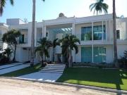Casa / Sobrado para Locação em Bertioga/SP Riviera de...