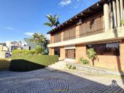 Casa / Sobrado para Locação em Blumenau/SC Centro 5 Quartos
