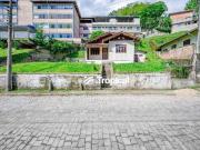 Casa / Sobrado para Locação em Blumenau/SC Glória 3 Quartos