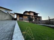 Casa / Sobrado para Locação em Blumenau/SC Velha 3 Quartos