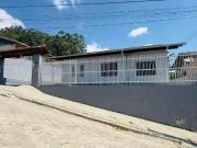Casa / Sobrado para Locação em Blumenau/SC Velha 3 Quartos