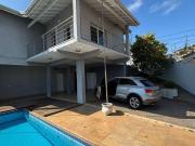 Casa / Sobrado para Locação em Bragança Paulista/SP...