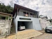 Casa / Sobrado para Locação em Brusque/SC Azambuja 2 Quartos