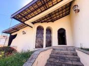 Casa / Sobrado para Locação em Caçapava/SP Vila São João...