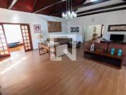 Casa / Sobrado para Locação em Campinas/SP Sousas 4 Quartos