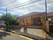 Casa / Sobrado para Locação em Campinas/SP Taquaral 4...