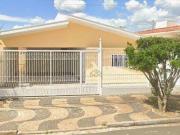 Casa / Sobrado para Locação em Campinas/SP Taquaral 5...