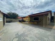 Casa / Sobrado para Locação em Caraguatatuba/SP Jardim...