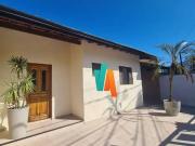 Casa / Sobrado para Locação em Caraguatatuba/SP Martim...