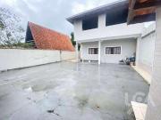 Casa / Sobrado para Locação em Caraguatatuba/SP Praia...