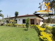 Casa / Sobrado para Locação em Cotia/SP Granja Viana 3...