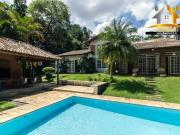 Casa / Sobrado para Locação em Cotia/SP Granja Viana 3...