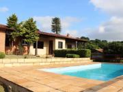 Casa / Sobrado para Locação em Cotia/SP Granja Viana 3...