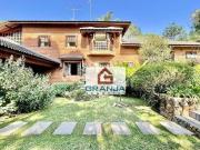 Casa / Sobrado para Locação em Cotia/SP Granja Viana 5...