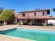 Casa / Sobrado para Locação em Cotia/SP Granja Viana II...
