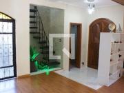 Casa / Sobrado para Locação em Cotia/SP Jardim Semiramis...