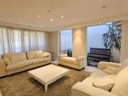 Casa / Sobrado para Locação em Curitiba/PR Água Verde 4...