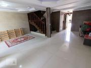 Casa / Sobrado para Locação em Curitiba/PR Água Verde 4...