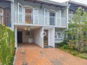 Casa / Sobrado para Locação em Curitiba/PR Bacacheri 3...