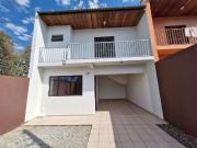 Casa / Sobrado para Locação em Curitiba/PR Bairro Alto 3...