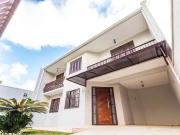Casa / Sobrado para Locação em Curitiba/PR Boqueirão 3...