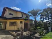 Casa / Sobrado para Locação em Curitiba/PR Cajuru 3 Quartos