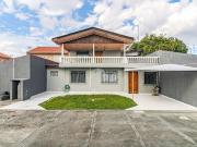 Casa / Sobrado para Locação em Curitiba/PR Cajuru 4 Quartos