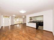 Casa / Sobrado para Locação em Curitiba/PR Campina do...