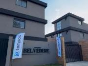 Casa / Sobrado para Locação em Curitiba/PR Mercês 3 Quartos Casa / Sobrado para Locação em Curitiba/PR Mercês 3 Quartos