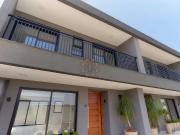 Casa / Sobrado para Locação em Curitiba/PR Santa...